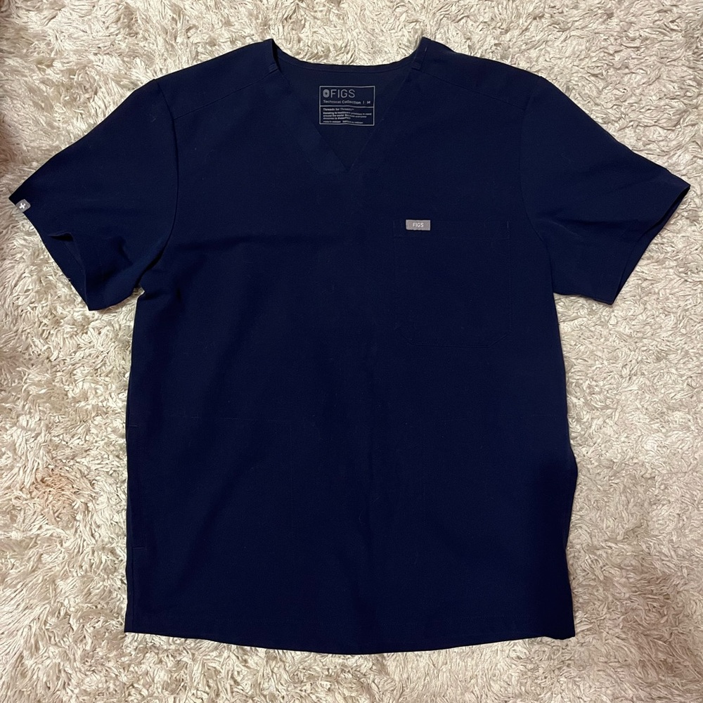 Men’s Figs Navy Scrub Top Size M